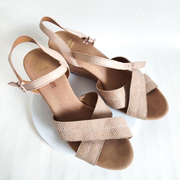 Clarks Sandals 10 Wide Helio Latitude Leather Embossed Snakeskin Wedge Strappy - Picture 8 of 10